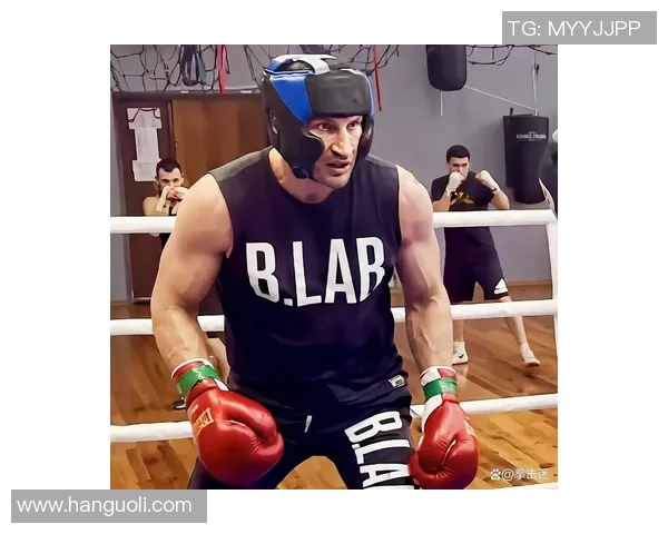 张君龙与克里琴科的巅峰对决谁能笑到最后引发拳击界热议